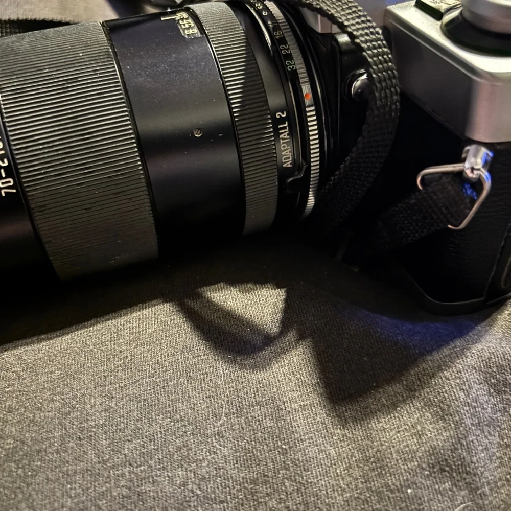 Minolta XG-1 35mm Film Camera w/50mm Lens ( 1978 ) & Tamron SP 70 210mm.